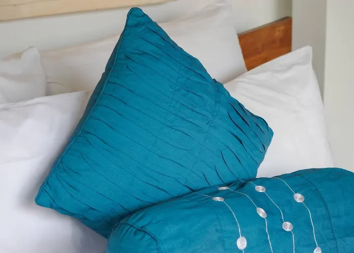 Bon Bon, 100m From Beach, Ideal For Families *